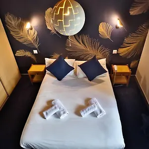 3* Hotel Logis Le Prieure