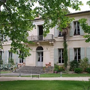 Chateau Juvenal 3* Saint-Hippolyte-le-Graveyron